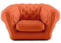 Надувное кресло маленького размера. Также в продаже: надувной диван, стол-donuts